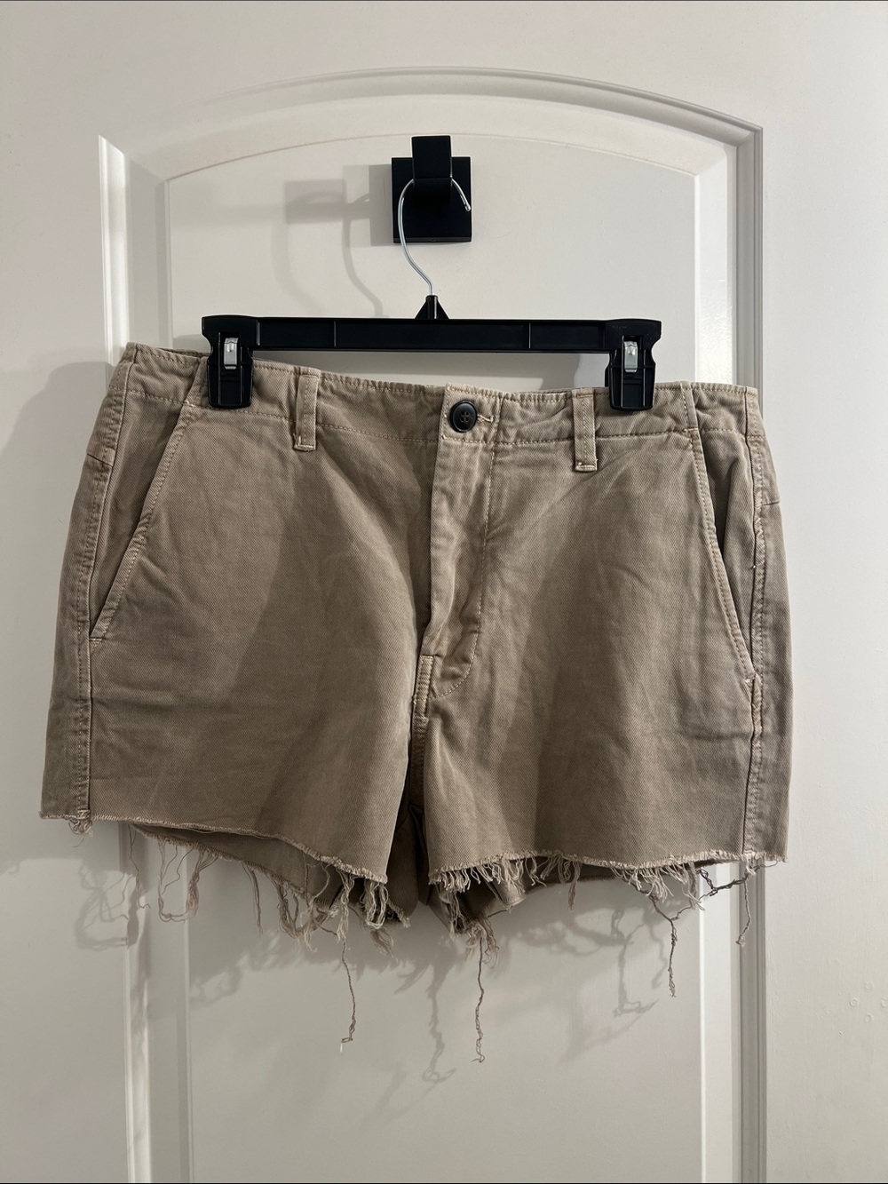 Zara Women’s Frayed Hem Casual Shorts - Taupe